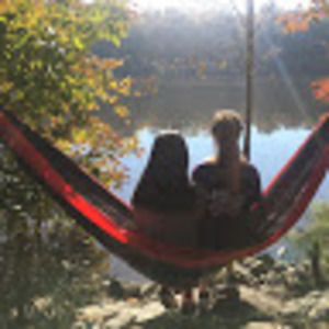 Meet your Posher, Nuria